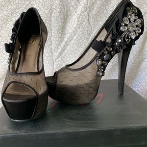 Bakers shoes heel bundle